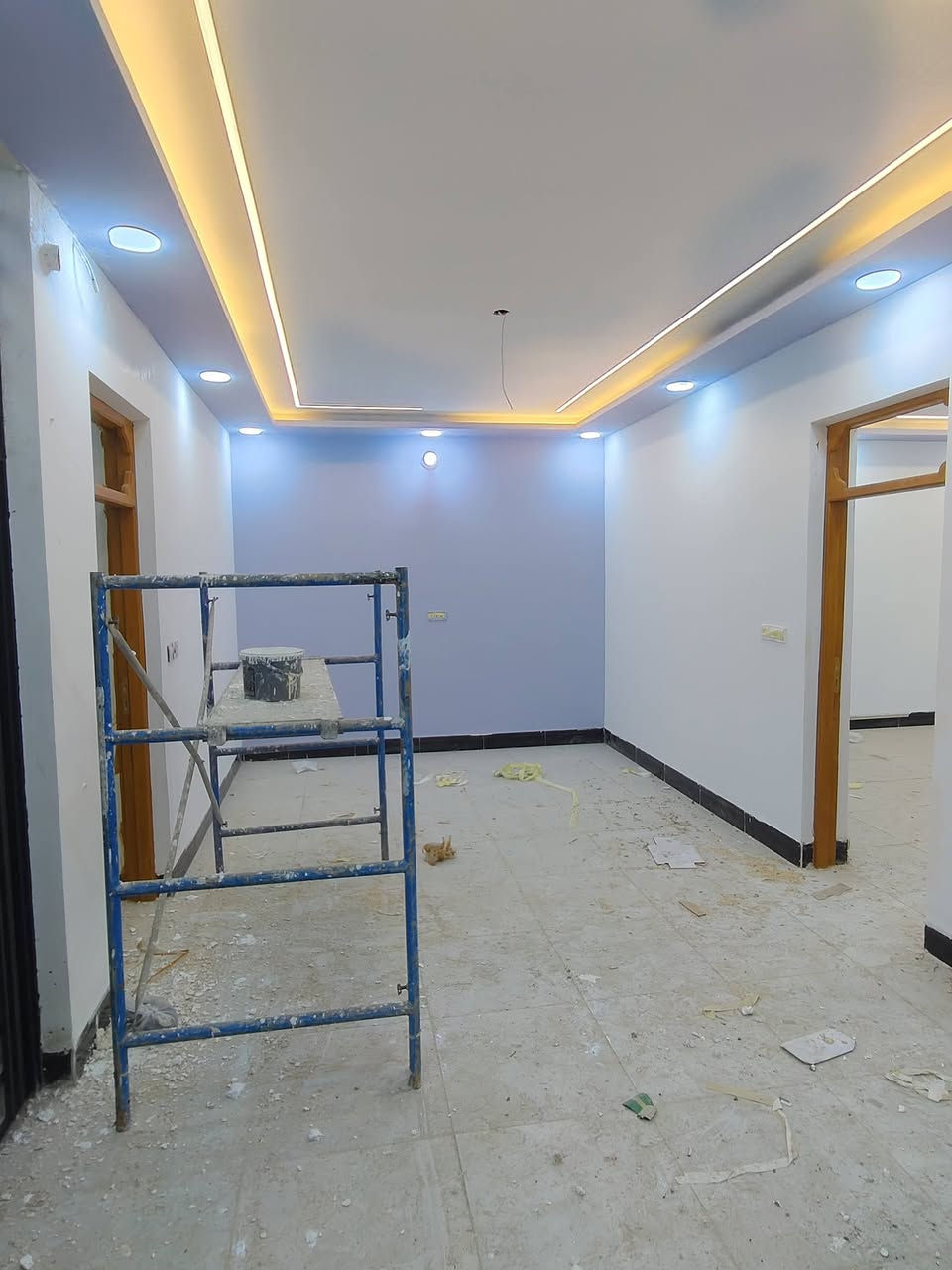 يا الله 150متر طابق ونص البيع طابو زراعي سند 25 بناء جناي شارع 12متر رصفه وتبيليط وناره ليله ماء كهرباء عنوان شارع الاصب عمود 335سعر البيت 73وبيه مجال ***********
