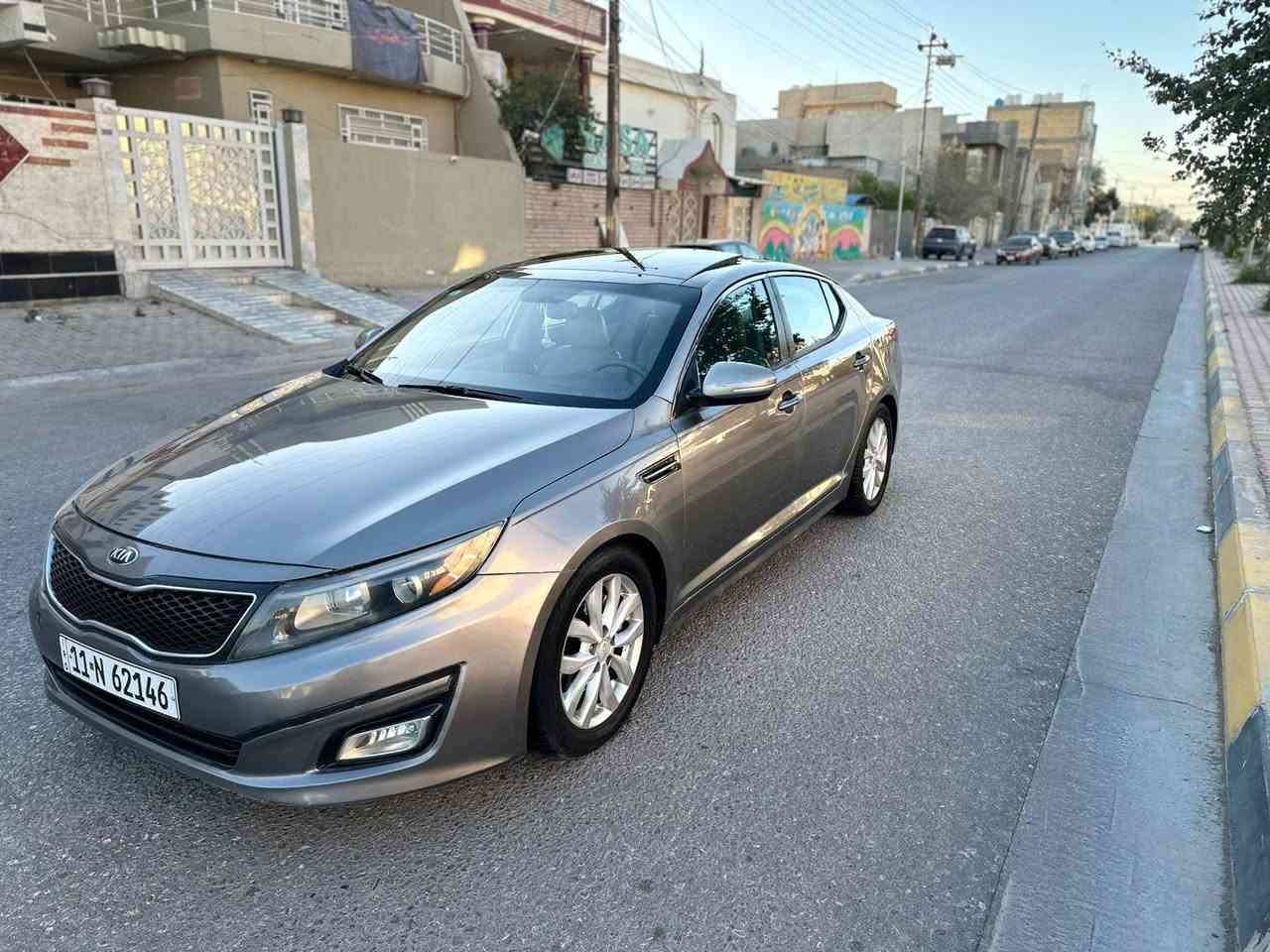 السلام عليكم *********** للبيع كيه اوبتيما وارد أمريكي موديل 2015 السعر (123) بدون حادث دعاميه فقط بدون تبديل صور الحادث  بلمنشور سياره كله ليبل واحد جاملغ وبنيد بيهن مرشوش كلير سبب جراد مواصفات السياره فول 1/1 بصمه بنراما تبريد قطعتين كشنات جلد+كهربائي+ ذاكره+ تدفئه بلكشنات سماعات انفنتي داخل صاج شاشه كبيره كامرا خلفيه تحكم ستيرن جهتين أشاير بلمري ويل كب مثبت سرعه مكينه 2400 اربعه دسك مكينه وكير وتخم تايرات بحاله ممتازه جدا جدا تحويل مباشر رقم بغداد انكليزي مكان سياره في كربلاء
