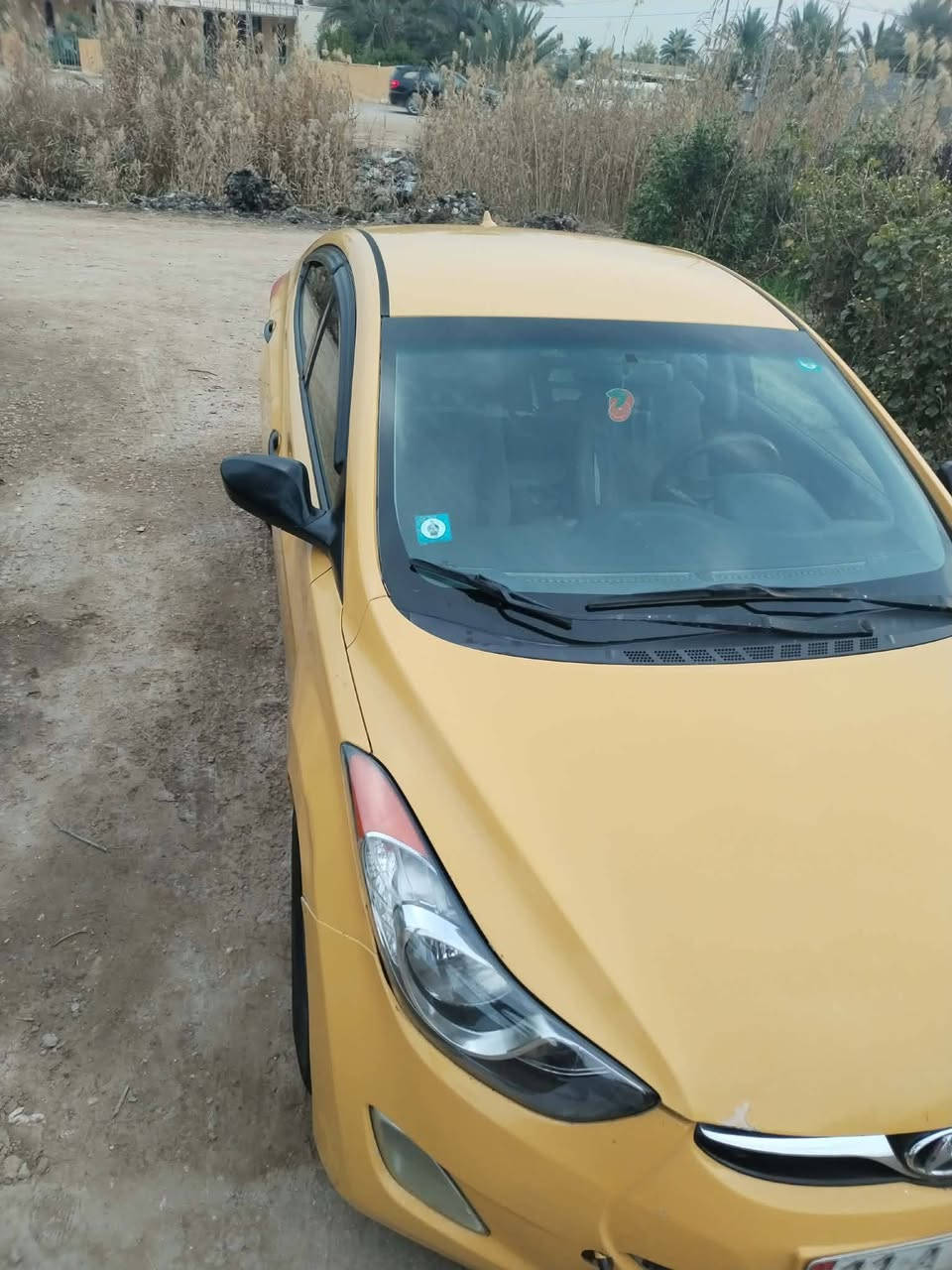 النتره أمريكي موديل 2012 بأسمي جاهزه من كلشي. فقط باب مبدل. الاستفسار او الاتصال على الرقم ***********. سكن حله
