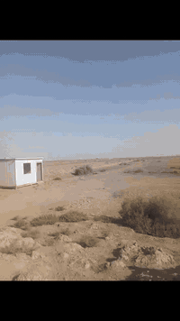 800 دونم طابو ملك صرف باسم شخص واحد فقط الأرض صافيه من فلاح أو سكاي تماما سعر الدونم الواحد مليون دينار و خمسميه للبيع المستعجل في بدايت الأمر تفتح بيان في الطابور وتتاكد مع صاحب السند وبعدين. تتكاتب اتصال ***********
