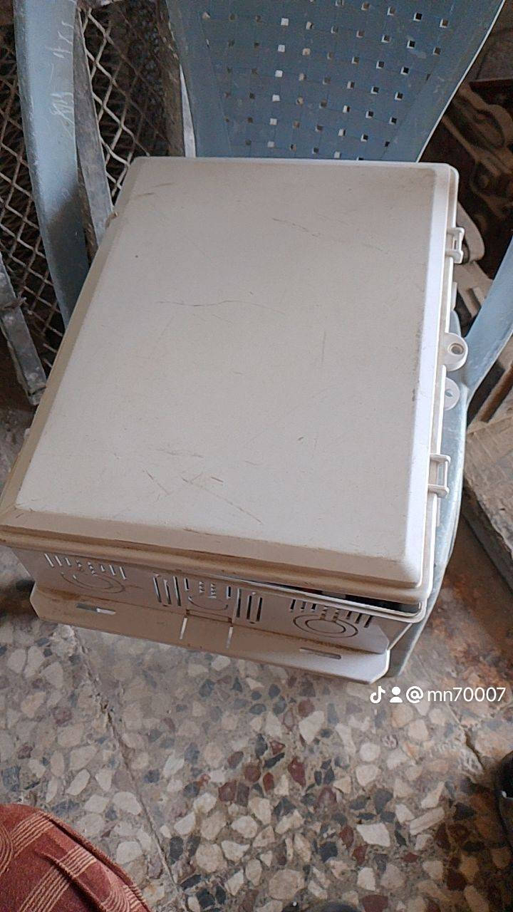 المواصفات:
- جهاز سوار 8 قناة أصلي شغال مع هارد 1 تيرا عاطل(مشكلة الجهاز : ما يعرض صورة الكاميرات، يمكن صوج برمجة أو عطل - يحتاج صيانة)
- كاميرا دهوة 2 ميكا شغالة
- 4 بوكسات مستعملة
- أكستيندر عدد 2 فحم و برود مستعمل

المكان: بغداد - حي الجهاد
للتواصل: ***********

السعر: قيم وأخذ :
