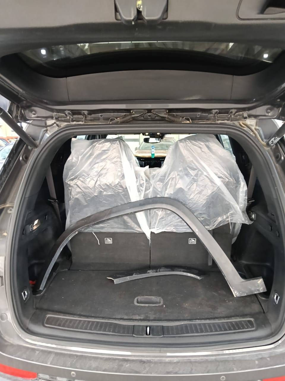 السلا م عليكم مكلف بالنشر
بيع مستعجل
جيب كراند شيروكي فول مواصفات
السيارة وارد أمريكي وصور الحادث موجودة
السيارة بدون ايرباك بدون تبديل او صبغ
السيارة ٦ سلندر  ٣٦٠٠
السعر ٢٤٠ ورقة وبيها مجال بسيط
رقم.  ***********
