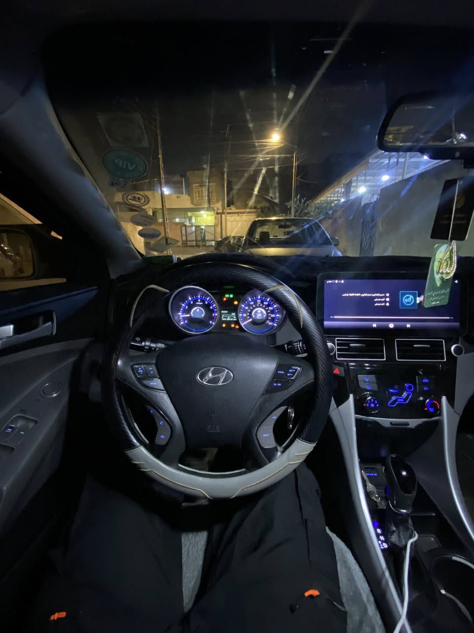 السلام عليكم سوناتا 2014 ادوات كصه جنطه متومه وكامله بانزين بانزين سياره جاهزة كير مكينه حداده تخم تاير تبريد تدفئه شاشه  بدون اي نقص مكاني البصره رقمي ***********
