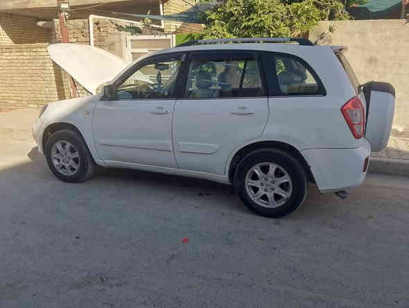 السلام عليكم
تيكو 2013  رقم بغداد    / فتحة سلايد / داخل جلد / تحكم ستيرن/ تدفئة+ تبريد كشنات / حساسات خلفية / حساسات خلفية / دوشمة السيارة / لايتات زنون

سيارة جاهزة من كلشي 

تبريد ثللللج

السيارة   قطعة وحدة اثر شخط 

السعر 60 

للاتصال ***********
