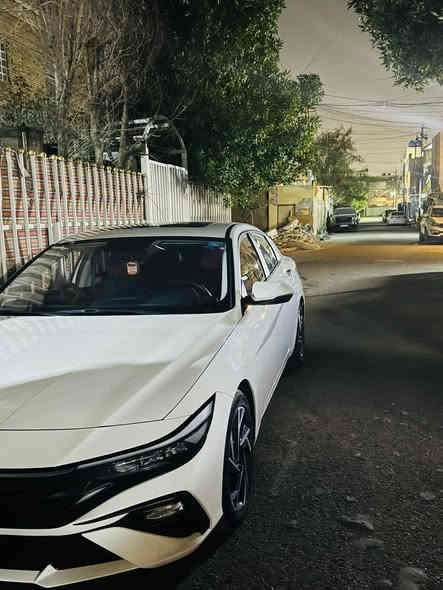 النترا ٢٠٢٤ تجميع صيني رقم بغداد باسمي السنويه
ماشيه 22 لف كيلو 
مواصفات
سلايد 
بصمه ابواب +بصمه تشغيل 
ويل كب 17
اشاير مري
لايت لد 
حساس امامي خلفي
شاشه نفكيشن 
كامره
مري شفط
لايت 3عدسات زنون
كشنات جلد
هند بريك بصمه
كير دجتل طياره
تبريد خلفي 
تحكم ستيرن جهتين /كروز سرعه 
ماطور لايت/كيلو متر دجتل
كير 8 سرعات 
(( دواخل لونين احمر مميز مو اسود ))

كفاله عامه  فقط شخط بسيط قرب الباب   + اكو صبغ بالجامرلغ والدعامية  البقية كفالة السيارة 

يعني ما نقصها شي ابد دينار ما تذب عليها 

مواصفاتها معروفه 
السياره فول مواصفات 
مكينه 1500دبل نوزل 
السعر 145 بيها مجال 
بسيط للشراي حق الجية
 
بغداد / البلديات
للتواصل  *********** 
*********** Colombo
