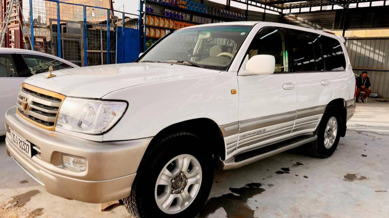 السلام عليكم لاندكروز مونيكا 2002 سياره احلى من الصوره تخم تاير ثلاث قطع تبريد اوتماتيك  بيه جاملغ صبغ سياره جديده السعر $180وبيه مجال 
للاستفسار

‭٠٧٨٦ ٧٧٦ ٥٤٩٤‬
