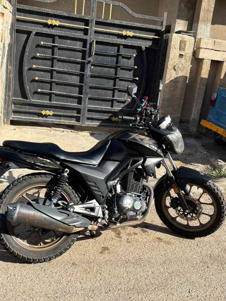 دراجةRK 200cc 2024
الدراجة نضيفة وحييل قوية بختصار چلبة مال شارع

الدراجة بيهة حادث بسط جدأ وبيهة نقص كم شخلة بسيطة متكلف 50الف بل زايد
اماا مكينة وكير بعدهن جدد الله شاهد
وتايرات جدد اصليات نوع الباكستاني الاصلي
❗ملاحضة الدراجة مرقمة وكاملة رقمهة اربيل 
بس السنوية ضايعة تجي واسويلك مكاتبة وعقد بيع 
وتگدر تطلع بيهة وين ما تروح وتكدر تروح لاربيل        تراجع عليهة ويطلعولك سنوية بدل ضايع شغلتهة بسيطة ومتكلف❗
الدراجة تأخذهة ادك بيهة دلڤري ومتوكفك 
سلف نكرة باي وقت 
(السعر مليون و800) وقابل للتفاووض بشي بسيط 
(العنوان)السيدية شارع التجاري 
رقم الهالتف :***********
موجود واتساب
