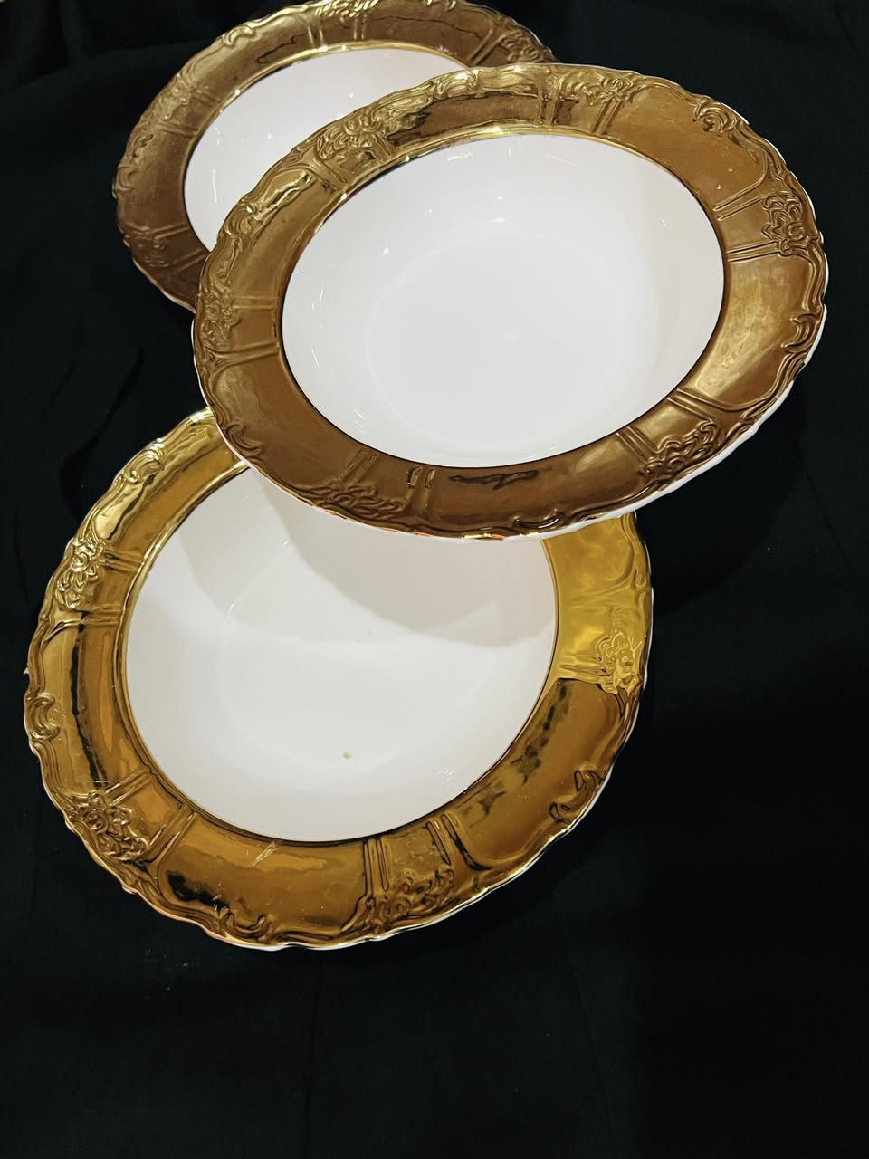 عدد ٣ قطع ماعين ذهبيات / سعرهن١٥ الف/ توصيل الف / بغديدا برطله كبرلي/ سهل نينوى🍜


**إذا كنت صاحب هذا الإعلان وتريد حذفه لأي سبب، رجاءا أرسل رسالة إلى الدعم الفني**