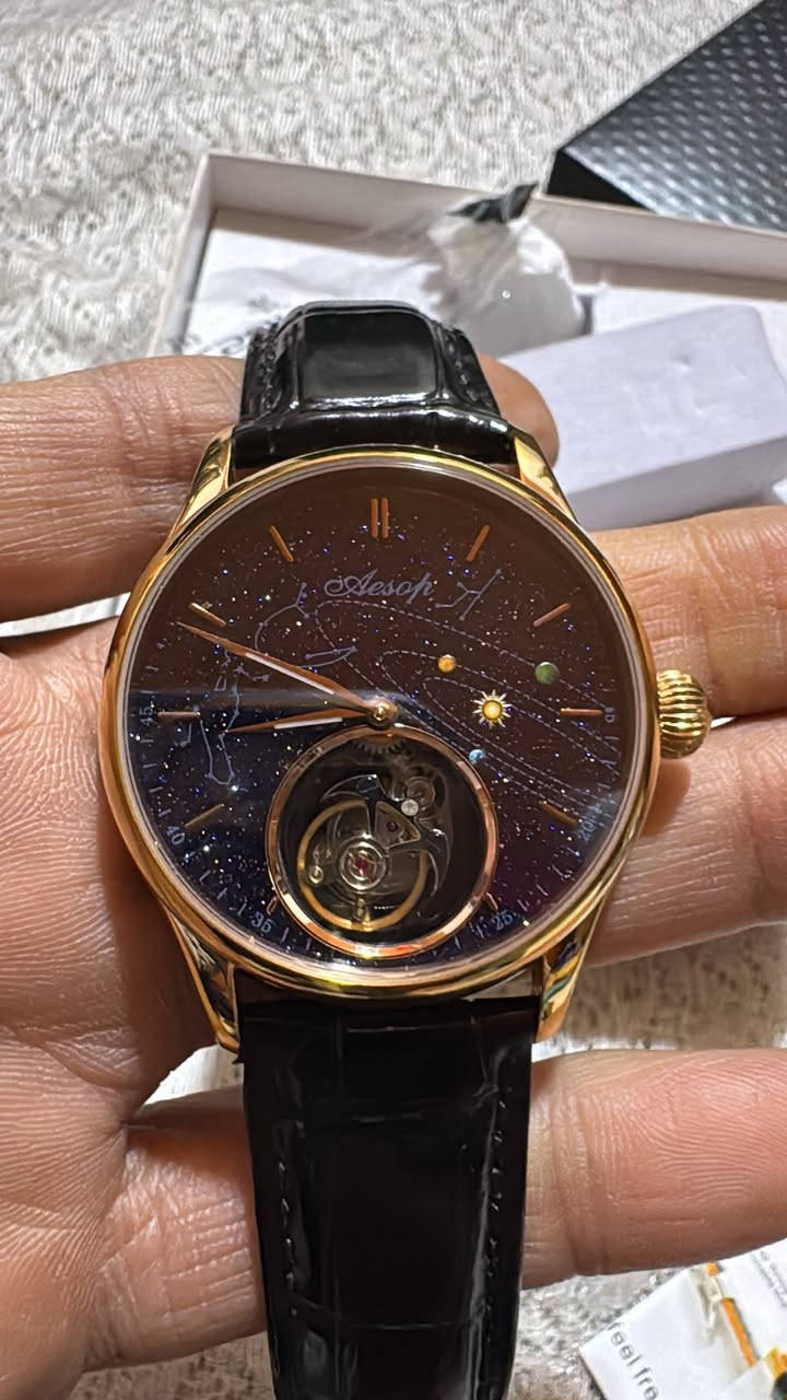 السلام عليكم اخواني الاعزاء ساعه الماركه العالميه ايسوب توربيون فقط كم قطعه بالعراق سعرها بالوكاله مليون 156الف وينصاف لها اجورالشحن 88الف واني ارخص من الوكيل بسعر 500الف ساعه لوك شمع الاتصال واتساب ***********
