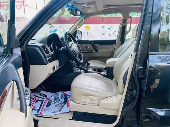 السلام عليكم ورحمة الله
للبيع باجيرو حبتور موديل 2014 خليجي رقم بصره دولي بأسمي  فول مواصفات 1/1
فتحه شاشه كامرا مكينه 6 سلندر  ٧ راكب ٣ قطع حساسات كشنات جلد كهرباء داخل بيجي دمامات تحكم ستيرن جهتين يدات نيكل شفتات سترين زراق لايت فور ويل اشاير بالمري .
السعر ( ١٧٠ ) ورقه وبيها مجال مكان محافظة بغداد. الرشاد. قرب القاعده..
للاستفسار الاتصال على الرقم التالي
***********
***********
