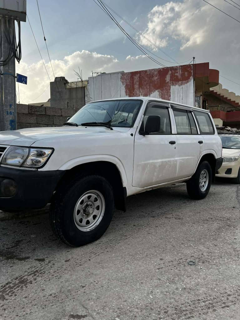 نیسان پاتڕۆڵ 2000کراوە بەمحەسەن گێڕومەکینەی بەشەرت ئەکسلو دەبڵ ئەکسلی بەشەرت ئاڕمی پلاستیک سلێمانی بەشەرتی ئاڕم ئەوەلیات بەشەرت بەتانەو دەرگای دوای نەتەقیوە کارەبای ناوگێچ هەموی ئیشەکات 4پەڵە بۆیاخی هەیە شانوسەقفی بەشەرت شەنسی بەشەرت سەیارەکە پێشی دەفتەریە شوێن سلێمانی 70گەڵاوکەمێک معامەلە
***********
*********** السليمانية, العراق
