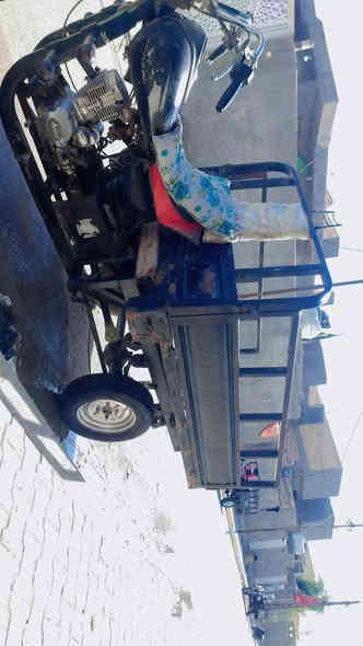 سلام عليكم ستوته لبيع كلك ستوته نضيفه شوفت عيونك بدي نضيف شاصي نضيف مكينه شرط 25 ستوته مال جناي سعر 575 وبيهاا مجال بصيط مكان الرميثه *********** مامتواجد عل فيس
