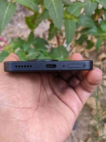 للبيع: Nothing Phone (3a) Pro
الحالة:كالجديد، استعمال قليل جداً.

الذاكرة:256 جيجابايت.

الوصف:الجهاز غني عن التعريف، بحالة ممتازة. الآن محفوظ في علبته.

السعر المطلوب:525 الف عراقي(قابل للتفاوض للشراي).

الموقع:الرمادي.

التوصيل:متوفر لجميع محافظات العراق.

للتواصل:***********. واسف على الازعاج
