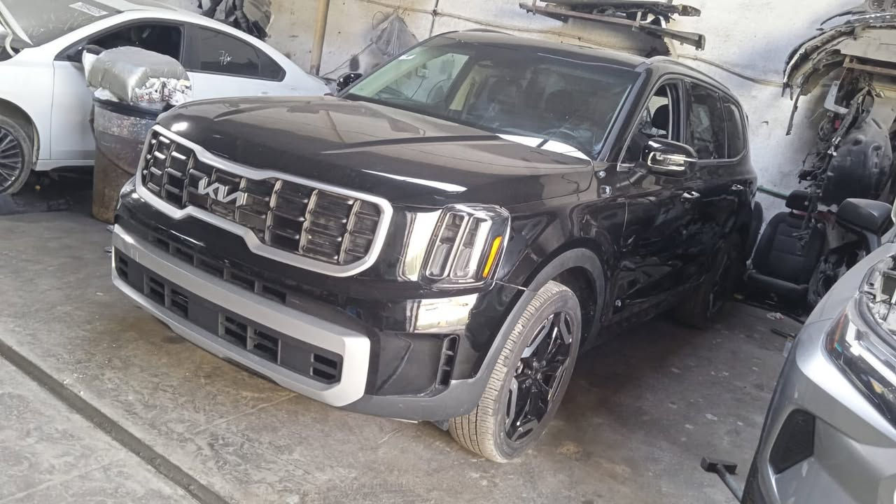 جماعه كتاب شهداء كيا تلورايد موديل 25 مستعجل على البيع سعر بلاش 165 ورقه واصل بصره مصلحه وكامله ***********
