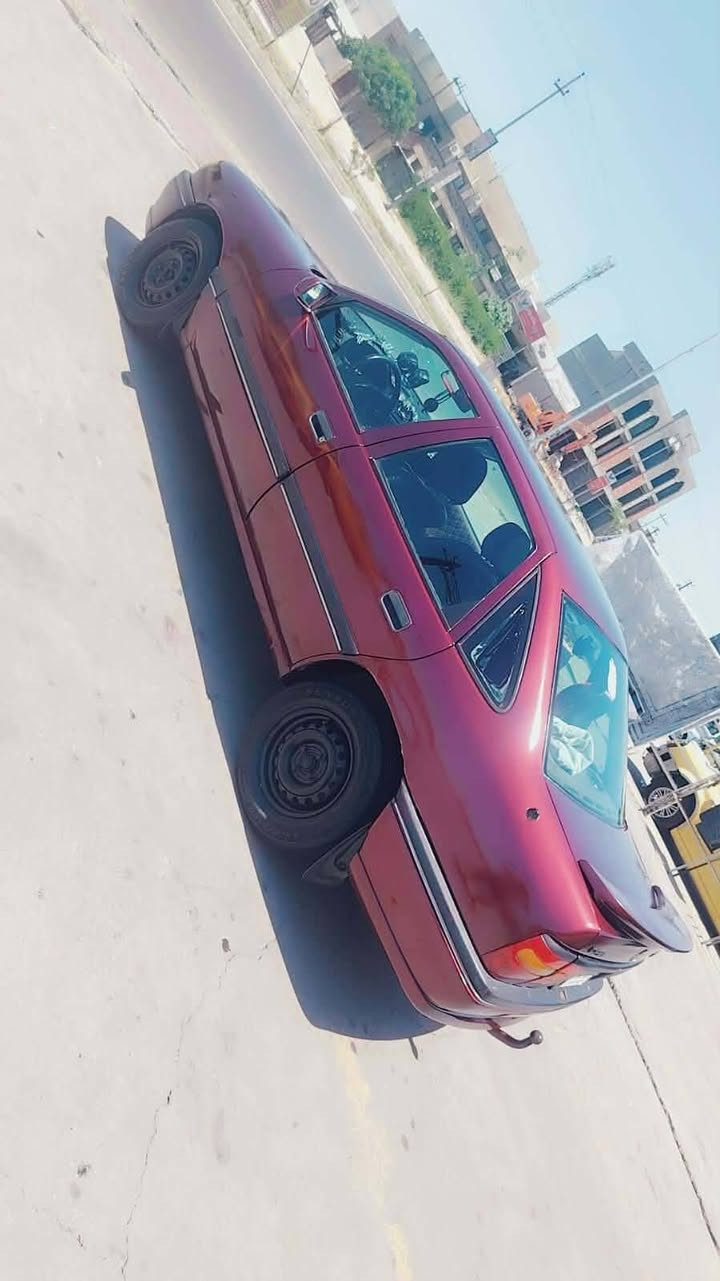 سلام عليكم اوبل للبيع موديل 91محرك 16
محرك مابي كل عيب بي دفتر بأنزين مصبوغا جماليه اذا اكو مراوس اراوس بتكسي عنوان كركوك حي النداء ***********
