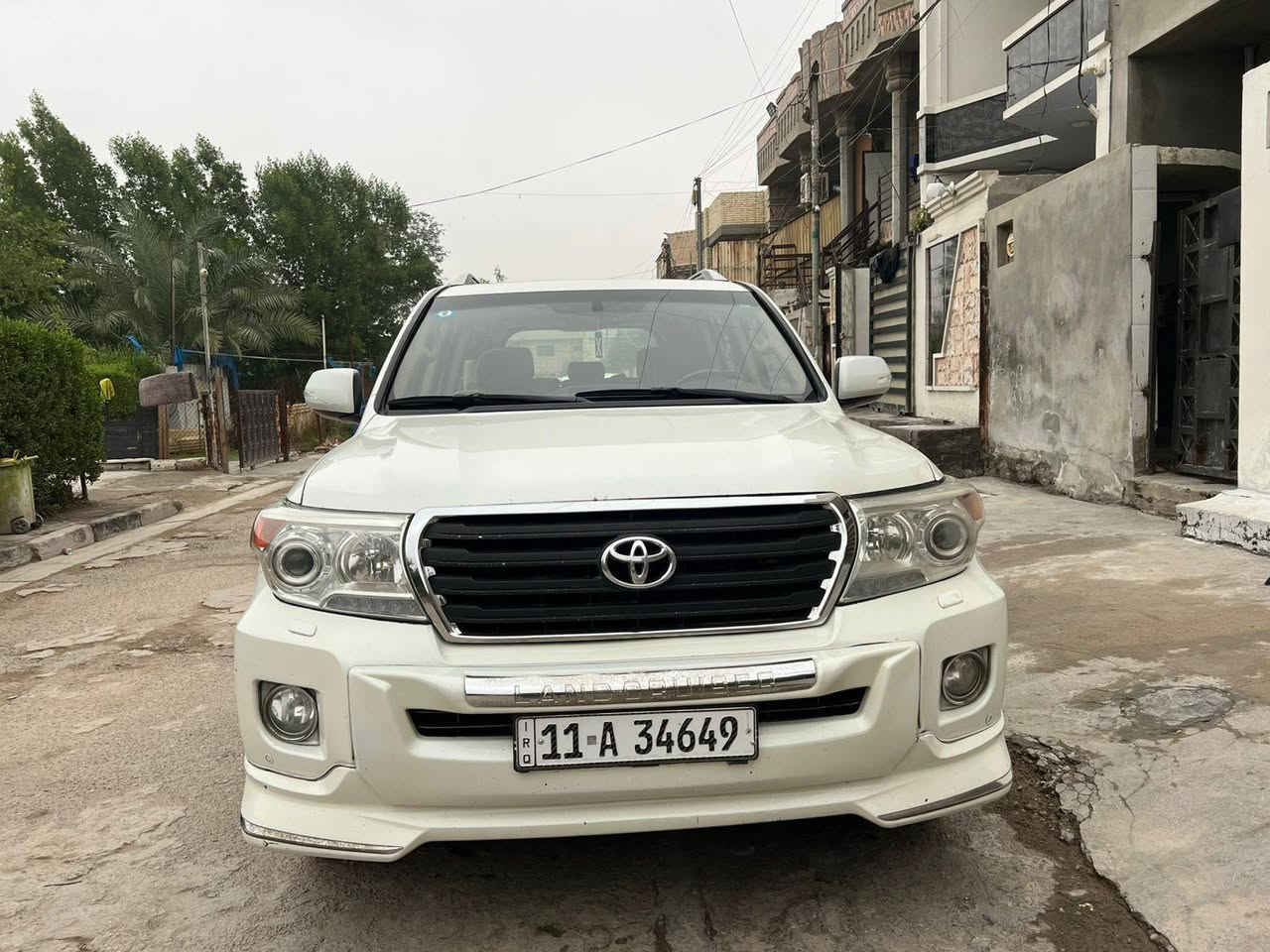 السلام عليكم لاندكروزر 2010 فطيم رقم بغداد للتفاصيل الاتصال***********
