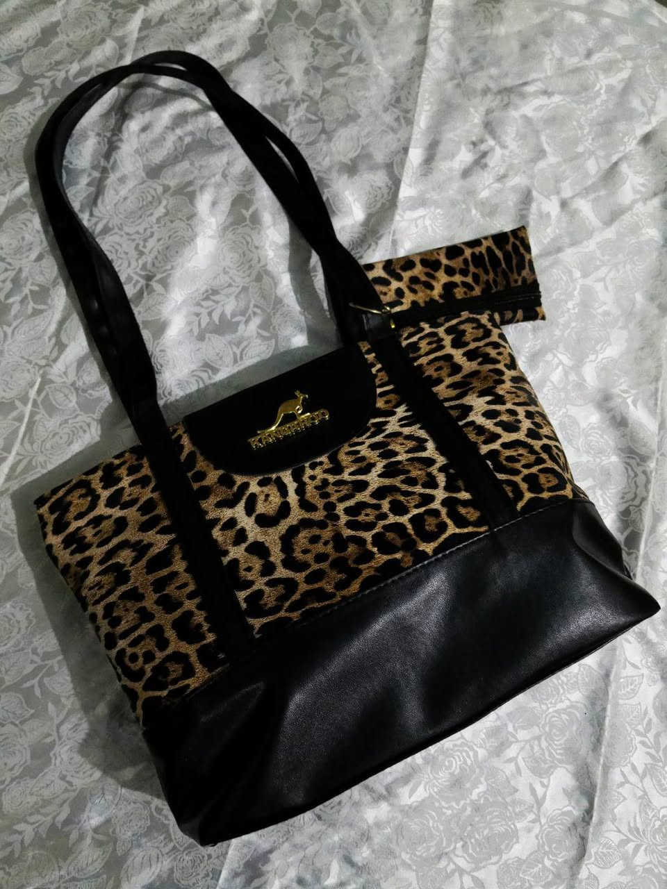 وصلت تشكيلة جديدة 😍
حقائب جميلة وبجودة عالية
السعر 10 آلاف
التوصيل 4 آلاف 🚚
الطلب خاص


**إذا كنت صاحب هذا الإعلان وتريد حذفه لأي سبب، رجاءا أرسل رسالة إلى الدعم الفني**