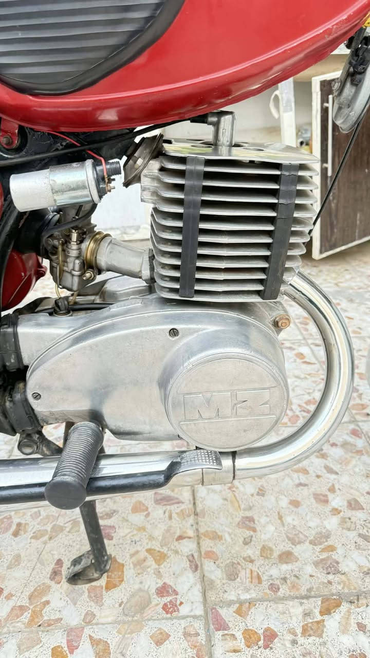 السلام عليكم امزت 81تلت ارباع الماني مكفوله كفاله عامه بيهة بس خشم سايس 3 تفاصيل اكثر على رقم ***********
