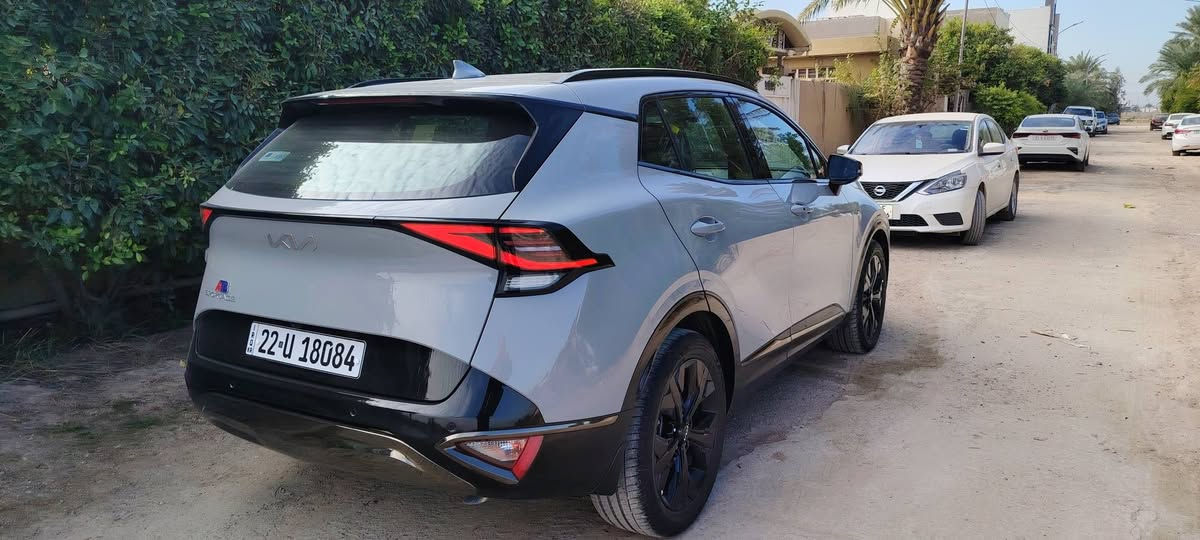 للبيع كيا سورتاج اسمنتي خليجي وكاله نيم
بلاك ادشن وكالة زيرو
ماشيه حاليا ٥الف فقط
ذيموديل ٢٠٢٥
فول مواصفات
نقاط عمياء
حساسات اماميه وخلفية
كشن تدفئة
داخل لونين أخضر زيتوني وكنتارة 
استيرن تدفئة
مكفول كفالة عامه 
السيارة باسم شركة تحويل وكاله حاضر
مكانها البنوك بغداد
*********** 
السعر خابرني وتتدلل بغداد, العراق
