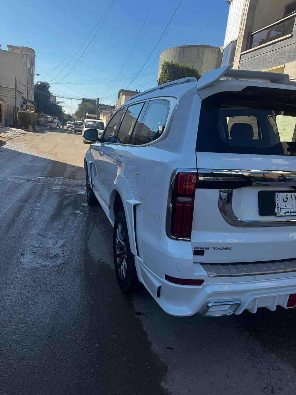 ‏Tank 500 2024 تانك ٥٠٠ بدي كت 
ماشية 32000 كم قابلة للزيادة
رقم / بغداد

‏3.0 twin turbمحرك 
القوة الحصانيه HP 348
عدد المقاعد 7
نظام الثبات الالكتروني
نظام مساعدة صعود التلال ونزول
المنحدرات
كاميرات 360 درجة
نظام تحديد المسار

نظام توزيع الاحمال (ديفلوك)
امامي / خلفي
اوتو هولد
مانع تصادم امامي خلفي
نظام النقطه العمية
نظام اصطفاف ذاتي بالكامل
مقاعد من جلد النابا مع تدفئة
وتهوية لمقاعد الصف الاول
والثاني + 10 وضعيات مساج
خاصية التبريد داخل المساحة ( تبريد مركزي)
التخزينية الوسطية
سماعة بنظام صوتي انفينيتي 12
اضاة محيطية دائرية 64 لون
شاشة عدادات 12.3 انش
شاشة وسطية تعمل باللمس
14.6 انش
فتحة سقف بانوراما
دواسات جانبية كهربائيه
مرايا تمتاز بخاصية التدفئة
ستائر عازلة للحرارة عند مقاعد الخلفية
دبل زجاج لجميع النوافذ 
***********
