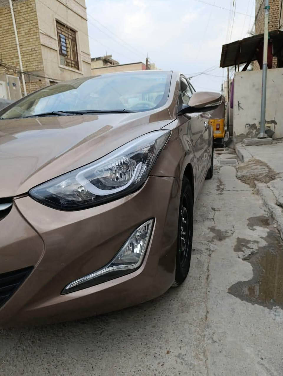 السلام عليكم 
الانترا خليجي بغداد 16محرك 1600دگشن عالي گير محرك كفالة تخم تاير حدادية100‎%‎ تبريد قطعتين كاميرا اشاير بالمري شاشة  لايت زنون رقم انگليزي  السنوية لغاية 28 السيارة ماشية 90
السعر 110وبيها مجال قليل 
العنوان واسط مركز مدينة
للاتصال/*********** دهل اوران, واسط
