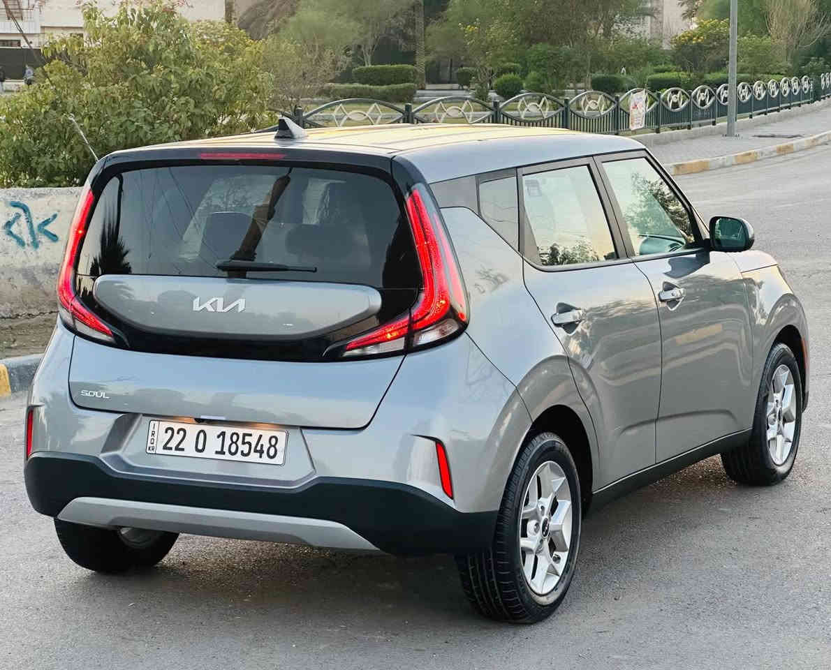 السلام عليكم ( كيا صول وارد امريكي 2023 محرك 2000 دوش
بجم مكفول كبس

دخول جديد مرقمة اربيل هزة وفحص وترقيم كلة جديد 

ضرر السيارة : بابين و بجاملغ

مواصفات :

 بصمه تشغيل . بصمة ابواب  

كرسي السائق كهرباء

تشغيل عن بعد

تبريد لمس شاشة منفصل حار بارد

شاشه كبيره دعم كار بلي 

رادارات امامي خلفي جانبي ونقطة عمياء

توقف ذاتي أمامي خلفي

قياده ذاتيه/تحديد مسار السياره

مثبت سرعه كروز 

محرك 2000/دوش

شحن واير لس مخرج USB + تايب سي 

انضمه قيادة عادي+سبورت

شاشة دجيتل وباسقي المواصفات المعروفة 

العنوان : بغداد / الكرخ

للاستفسار *********** ومتوفر بي واتساب
