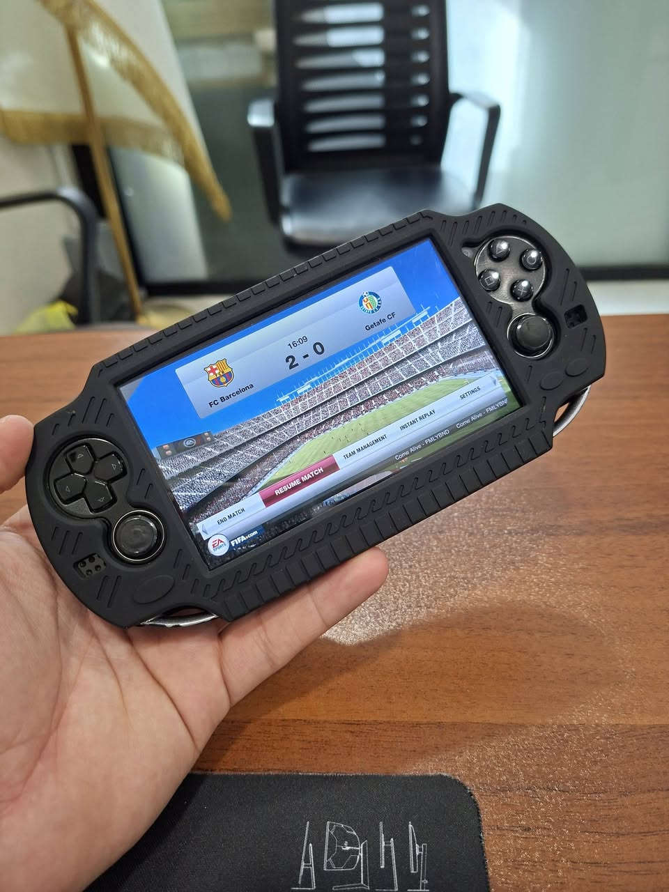 جهاز العاب PsVita للبيع
مع رام 64 كيكا مهكر كامل
مع برنامج محاكي PSP 
 الجهاز يحتوى على شخوط وضربات ولكن الجهاز شغال بدون مشاكل وانطيك وياه حافظة هدية 

للبيع ب155 الف مكاني بغداد


**إذا كنت صاحب هذا الإعلان وتريد حذفه لأي سبب، رجاءا أرسل رسالة إلى الدعم الفني**