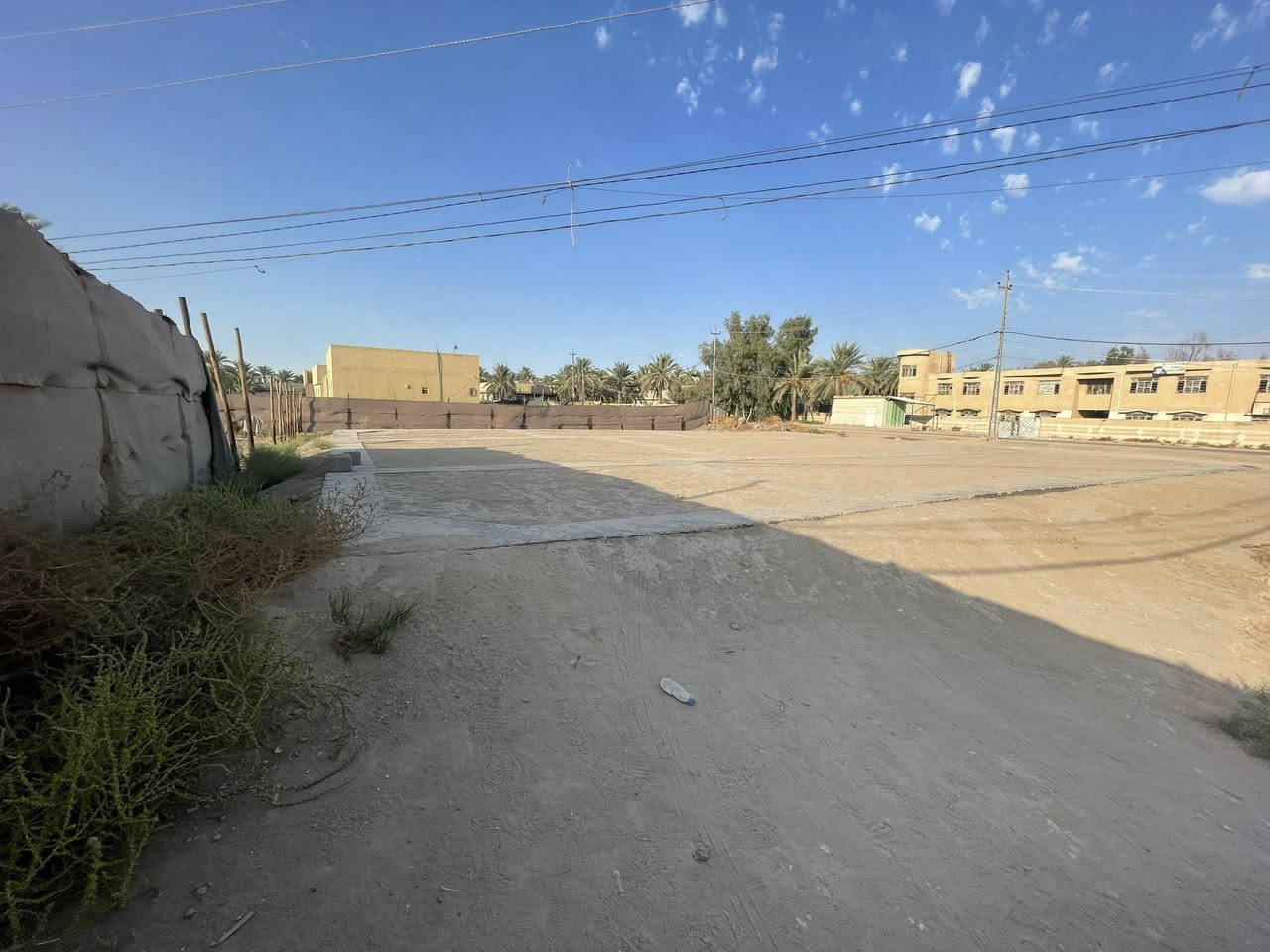 دونم الا 300 متر طابو 25 سند تحويل اسهم باسمك في كربلاء شارع ام ام البنين منطقه طنوبه كافه الخدمات مدرسه متوسطه ابتدائيه مدرسه الثاني ماله العباس مباشره عالشارع للمعلومات اتصال/*********** /***********📞
