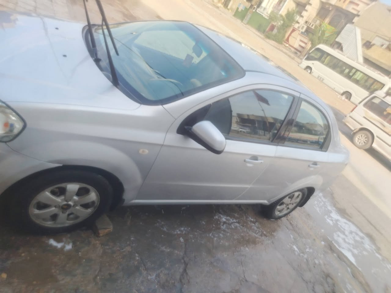 افيو 2007 سياره مكفوله من ضربه والشواصي والغود فقط صبغ حزام عده القماره اثر جراد. سياره باسمي سياره جاهزه من كير محرك صدر تايرات كلئ جديد ماشي 160 الف كير اوتماتيك السعر 60 / ***********
