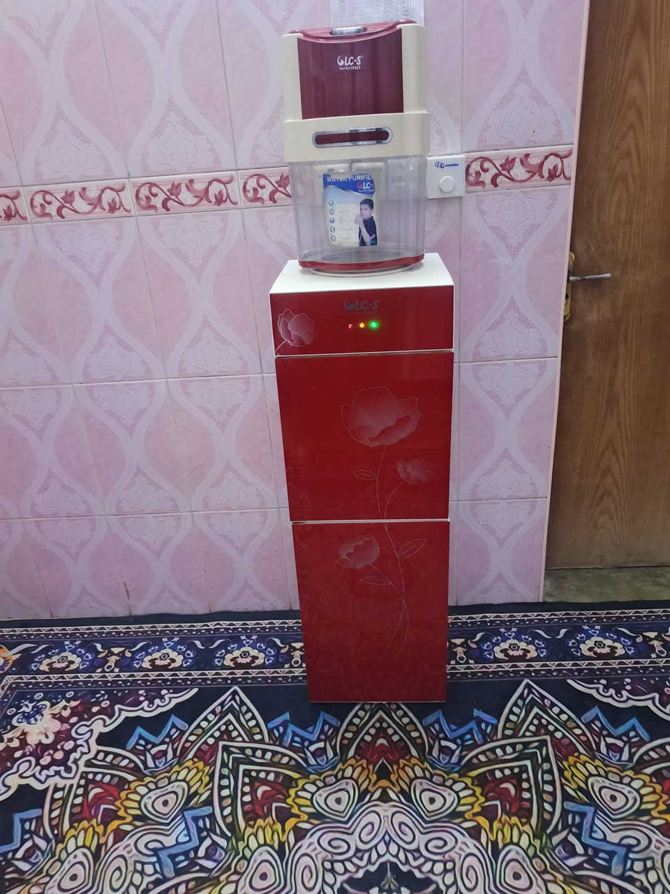 س ع براد شغال شرط حار بارد ثلاجه كل عيب مابيه بلادي وضع شركه  سعر 60 وبيه مجال مكاني كركوك حي عسكري شراي اتصل ***********
