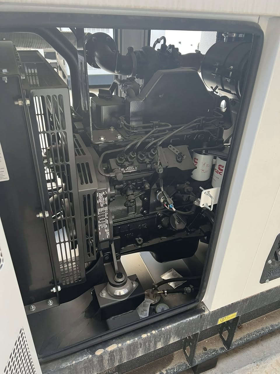 كمنز امريكي زيرو 66kva ضمان سنة


**إذا كنت صاحب هذا الإعلان وتريد حذفه لأي سبب، رجاءا أرسل رسالة إلى الدعم الفني**