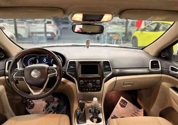 سلا عليكم جيب لاريدو 2018خليجيه لون ابيض رقم اربيل ماشيه56الف سياره جديده ومكفوله من كلشي وصور گبالكم وابيعلك شرط الفحص سياره جديده مكاني ميسان قضاء الميمونه للاستفسار اكثر اتصل***********
