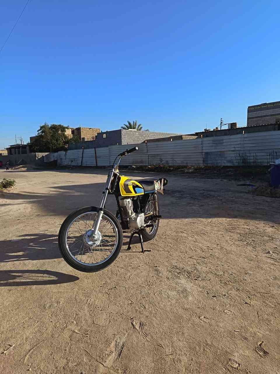 دراجه ايراني مكينه نامه بلاد السعر 550وبيه مجال ***********
