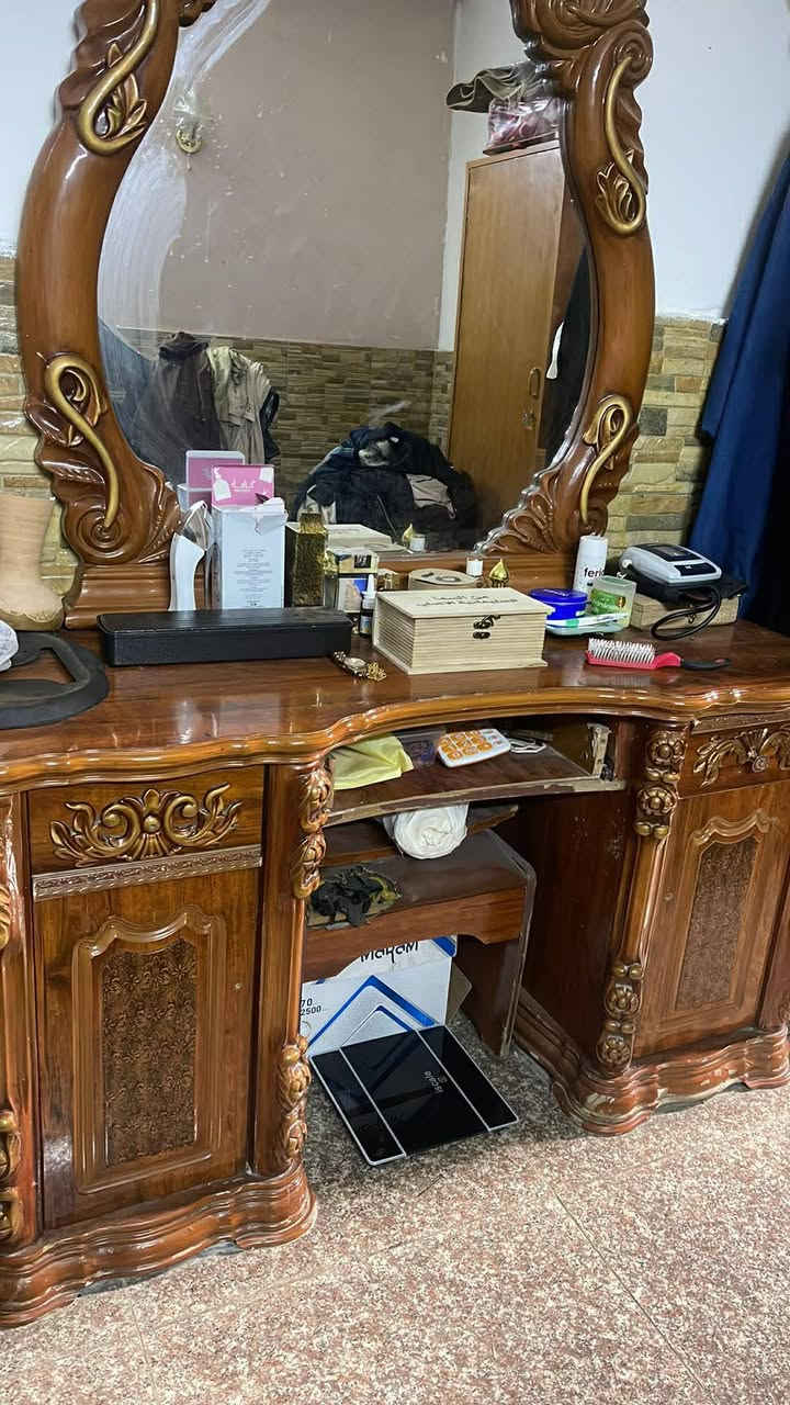 غرفة نوم ماليزي سعر 150وبيها مجال مكان شهداء لبياع ملأحضة اني مندوبة شعندك غرفة نوم  للبيع او غراض منزلية دزلي خاص ابيعهن الك بعمولة بسيطة بعد البيع أخذ


**إذا كنت صاحب هذا الإعلان وتريد حذفه لأي سبب، رجاءا أرسل رسالة إلى الدعم الفني**