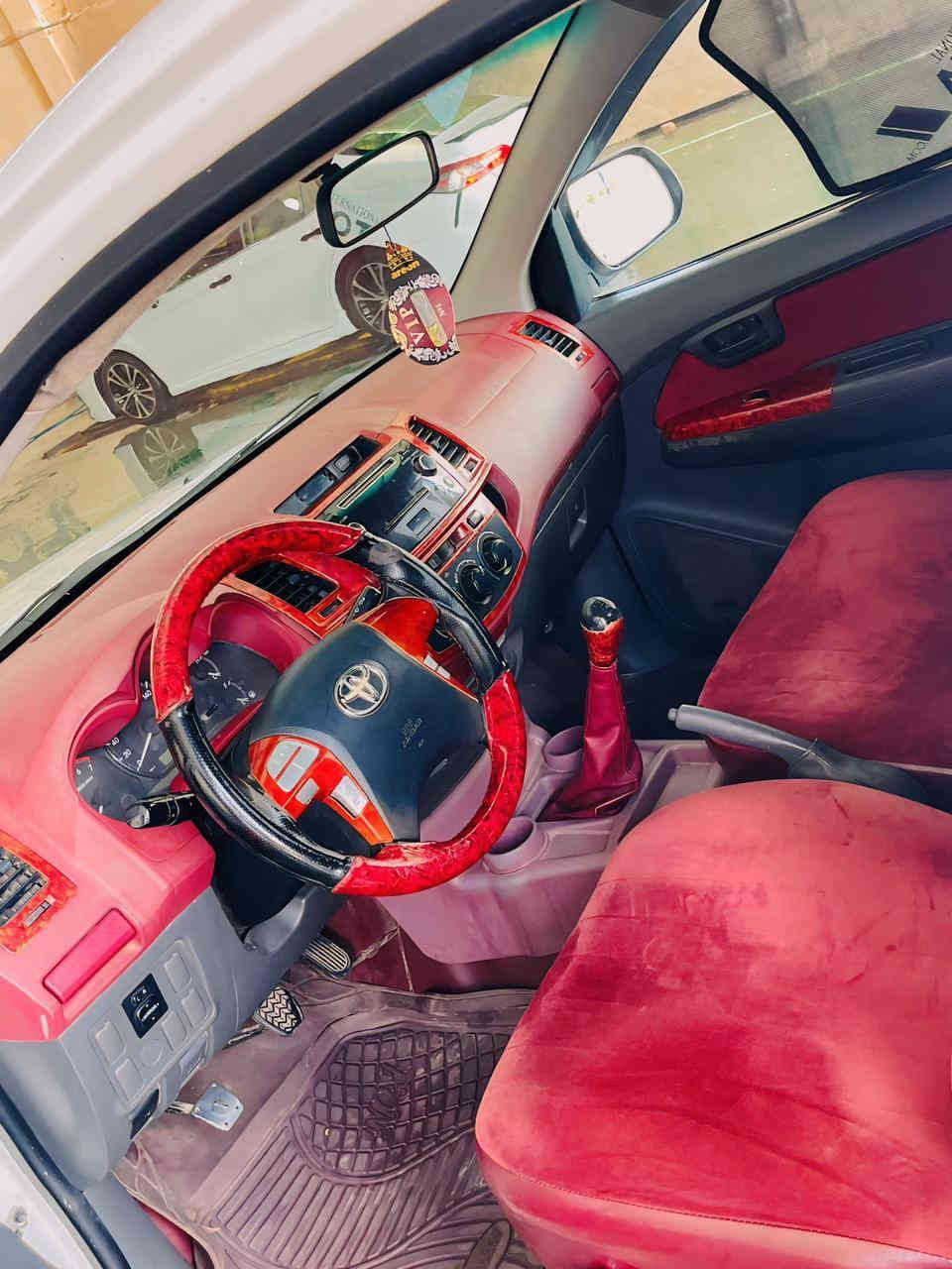 تۆیۆتا هایلۆکس 2014 پێنج قولەپ 
نموونە لە جوانی و پاکی 
چوار تای لۆکی لە ژێرەیە 
چەمەچیە تونوتۆڵو مەزبووتی لەسەرە 
هیچ مەسرەفێکی تێدانیە 
زۆر توند و تۆڵە 

سعر: لە کۆمێنت داوای بکە ڕاستەوخۆ بۆت دێت 📩 

مەکینو کێڕو هەموو گیانی بەشەرت 
مەکینەی کراوەتوە 

ژمارەی خاوەن سەیارە 
***********
