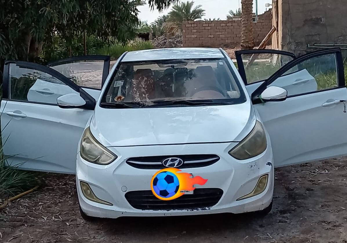 أكسنت ٢٠١٦ رقم قادسيه بأسمي سنوية ساقطه وماطور ستيرن بيها عاطل فقط الباقس كله مكفول كشر كَير مكينه جاهزات السعر ٨٥ وبيها مجال..
الرقم ***********

