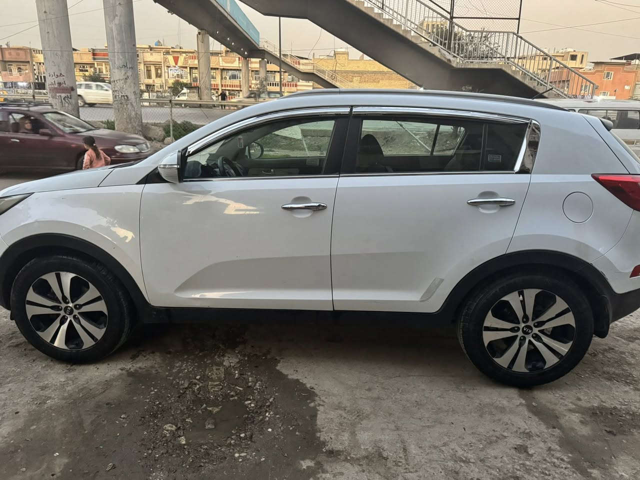 السلام عليكم
سبورتج موديل 2014
سيارة تحكمات 
مري شفط
ثلاجة 
كامرة
رادار
فقط بنيد مصبوغ وجاملغ مبدل والاصلي مرفق بالمنشور بي بارد 
السعر 135 وبيهة مجال 
الاعظمية


**إذا كنت صاحب هذا الإعلان وتريد حذفه لأي سبب، رجاءا أرسل رسالة إلى الدعم الفني**