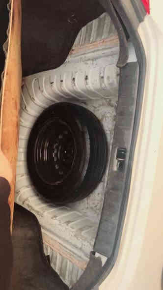 نيسان سني هندي موديل ۲۰۱۳ بليتة زركة كير ميكانيكي المرغوب الضرر موضح بالسونار سنويه هزه فحص كله جدید سیاره نظيفه كلشي مناقصها كامله مكمله الكير + المكينه + التبريد + الصدر التايرات كله جاهز. السعر 81 وبيهة مجال او امراوس بسيارة صفرة. بغداد /الدورة الهاتف 
  ***********
