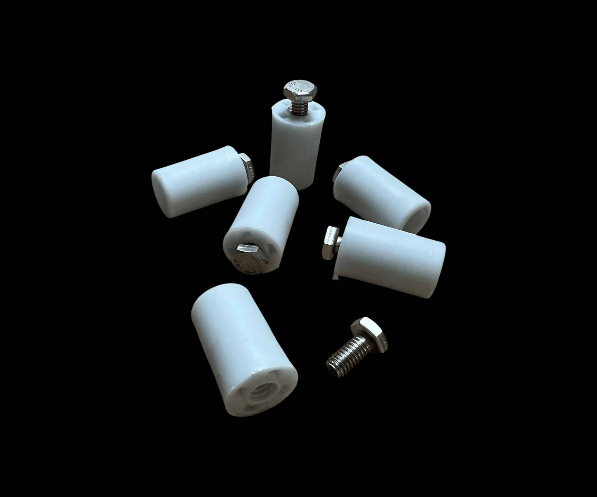 غطاء شرقية أرضي ABS مقاوم للكسر – مقاس 50×30 سم

الاستخدامات:

تغطية فتحة المجاري (الشرقية) داخل الحمام أو السطح أو المخزن.

حماية فتحة التصريف من دخول الحشرات أو الروائح غير المرغوبة.

منع سقوط الأجسام داخل فتحة المجاري.

تحسين الشكل الجمالي للأرضية بغطاء أنيق ومنظم.

مناسب للاستخدام المنزلي أو التجاري.

المميزات:

مصنوع من خامة ABS المقوّى عالية الجودة، مقاومة للكسر والضغط.

تصميم شبكي بفتحات تهوية دقيقة لتصريف المياه بسهولة دون انسداد.

مزود بغطاء داخلي مركزي قابل للفتح والغلق.

يتحمل الرطوبة والمياه بشكل دائم دون صدأ أو تآكل.

سهل الفك والتركيب والصيانة.

قاعدة سفلية مدعّمة مع أرجل تثبيت قوية.

مقاوم للانزلاق بفضل النقشة السطحية.

لون أبيض عملي يناسب مختلف أنواع الأرضيات.

المواصفات الفنية:

مادة الصنع: بلاستيك ABS مقاوم للكسر. بغداد, العراق


**إذا كنت صاحب هذا الإعلان وتريد حذفه لأي سبب، رجاءا أرسل رسالة إلى الدعم الفني**