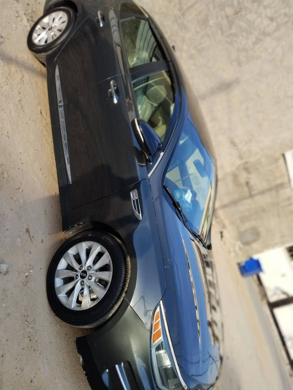 سلام عليكم
للبيع اوبتما 2016 امريكي مكينه 2400 GDi
رقم بغداد دولي تحويل ثاني يوم السياره بيها بابين عكس السايق 
فقط بدون دواخل 
السعر 118بيها مجال قليل قليل 
غير متواجد عل فيس /مكان فلوجه 
للاستفسار /***********
