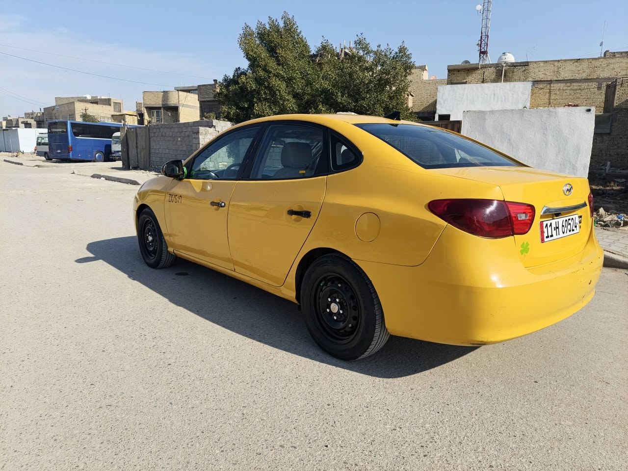 سلام عليكم الانتره 2010وارد امريكي حادث  بنيد دواخل
رقم بغداددولي مشروع وطني سنويه مجددا  مصفره  غرامات صدر جديد 
حجم محرك 2000مكفول من تنقيص و تبخير
تبريد شغال ثلج + تخم تاير جديد 

محرك 2000دوش  
العنوان بغداد السعر ( 92بيه مجال البسيط الشراي 
رقم هاتف ***********
