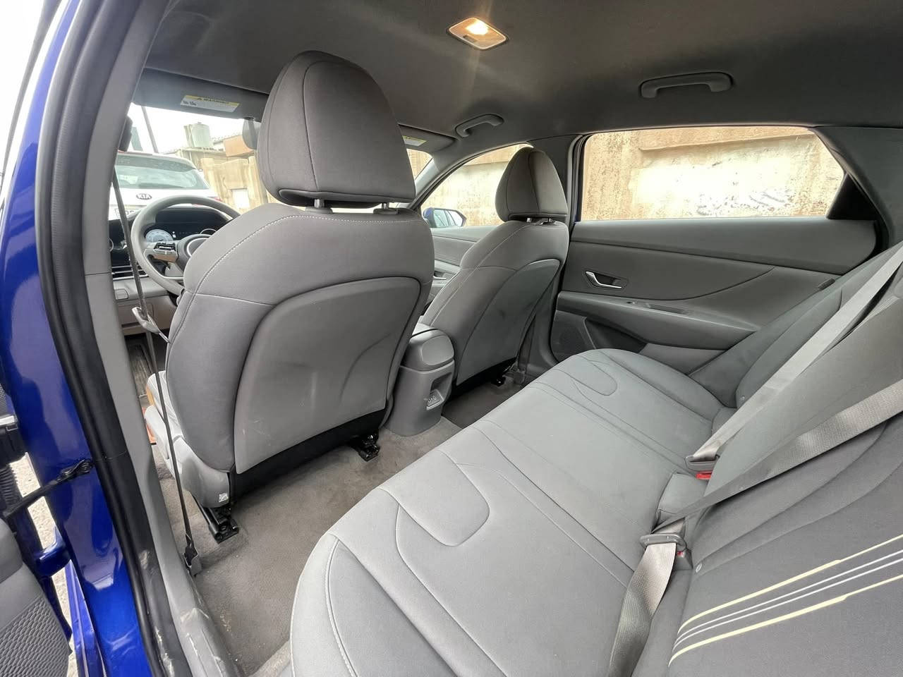 النترا 2024
رقم أربيل 
هزة جديد
تخم تيارات جدد
-رادار امامي (مانع تصادم)
-نظام تحديد المسار 
- نظام نقطة العمياء
-بصمة عدد ثنين سايق وسكن 
-شاشة عداد دجتال كاملة
-حساس + كامرة خلفية + شاش حجم كبير 
السيارة بدون اي نواقص كاملة من جميع النواحي 
الضرر قطعتين جاملغ سكن + بنيد (بدون اي دواخل )
مكان السيارة اربيل 
للتواصل ***********
