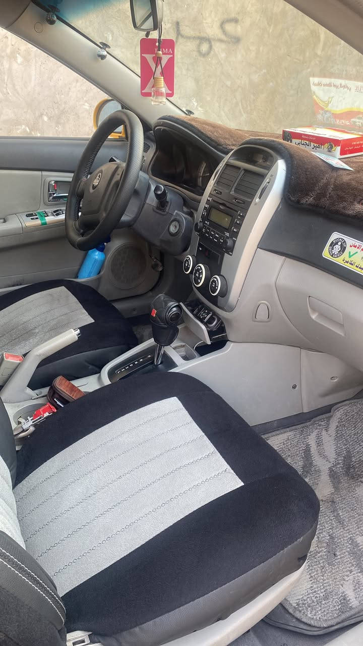 شبكترا للبيع موديل 7  وارد امريكي ضربتها بالجاملغ الخلفي السيارة خير من الله محرك كير حدادية  ب 70 ورقة                                                 ***********
