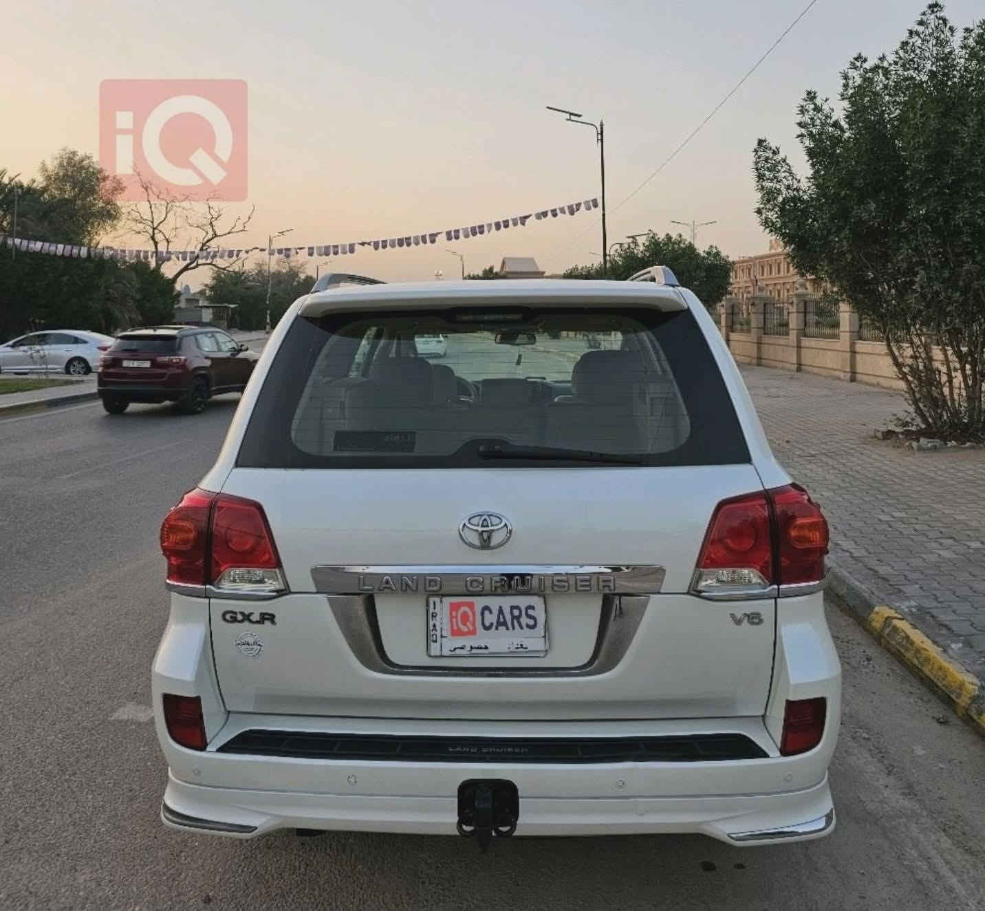 لاندكروز GXR  2012 للبيع
6 سلندر

ماشيه  140Km

سيارة بلاديه نظيفه الى درجه 
رقم بغداد
الموقع /البصرة
باب ايمن فقط رشة صبغ مال شخطه ستوته لا حادث ولا شي

السعر  360 ورقه 

للاستفسار  ***********
