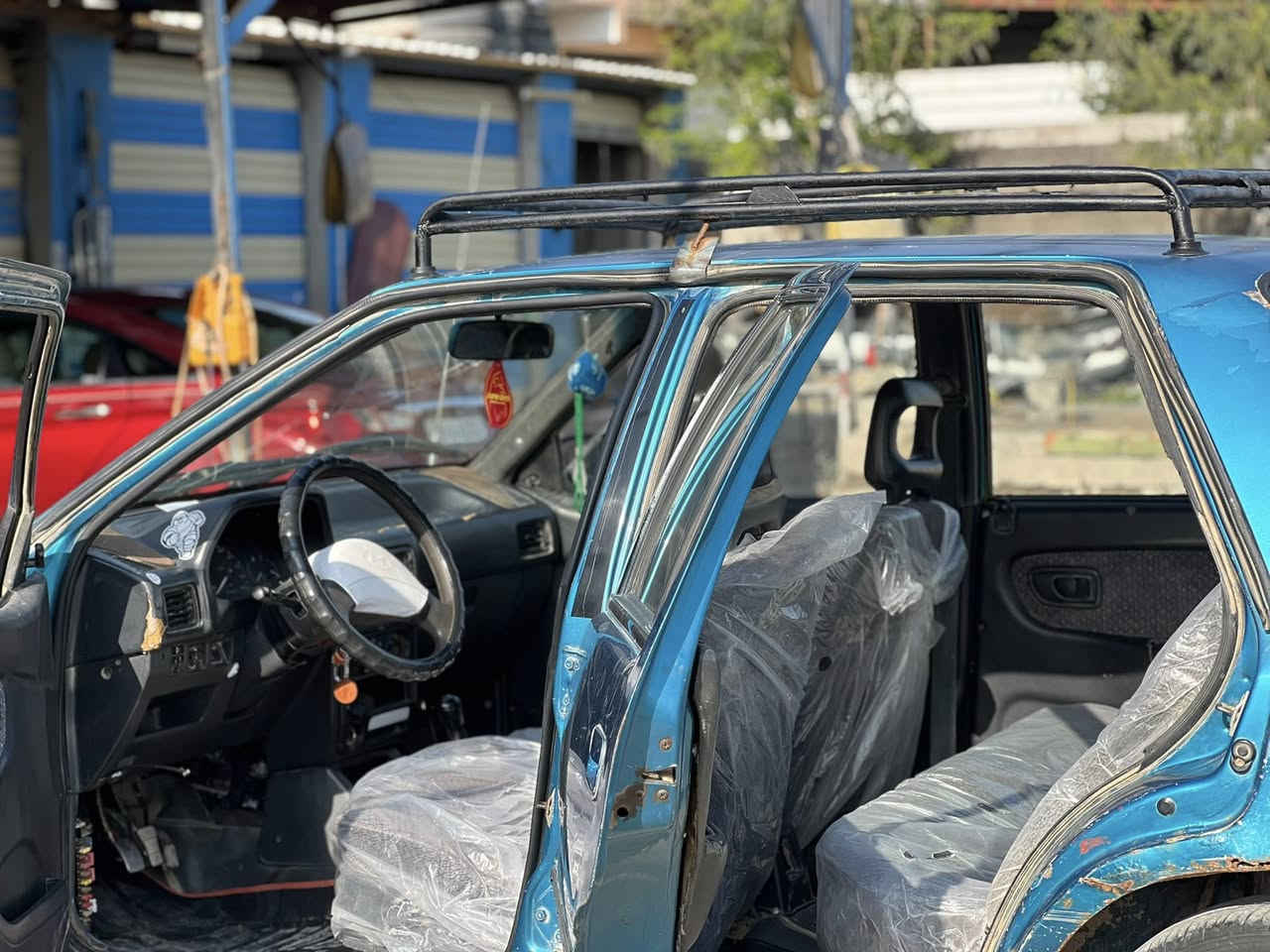 السلام عليكم سيارة اكسلة مديل1993 سيارة خير من الله تحويل ثاني يوم هزة جديدة قبل تلث اشهر 
المكان ديالى قرب تقاطع القدس 
السعر 16 وبيها مجال قليل 
الأتصال على الرقم ***********
