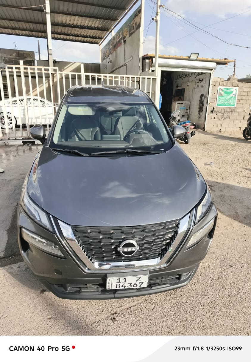 للبيع نسيان روج موديل 2023
وارد امريكي ماشية 25 الف 

مواصفات (نص فول  ) رقم بغداد جديد باسمي

قطعة تبديل وصبغ وحدة بنيد فقط

بدون ايرباك 

السيارة جاهزة من كلشي

السعر 165$

مكانها بغداد البلديات 

الهاتف ***********
