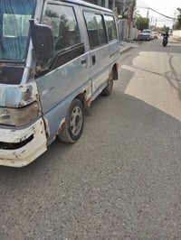 السلا م عليكم سياره 11 راكب  للبيع  سيا ره جاهز شغاله  محرك بيه  بخار ...