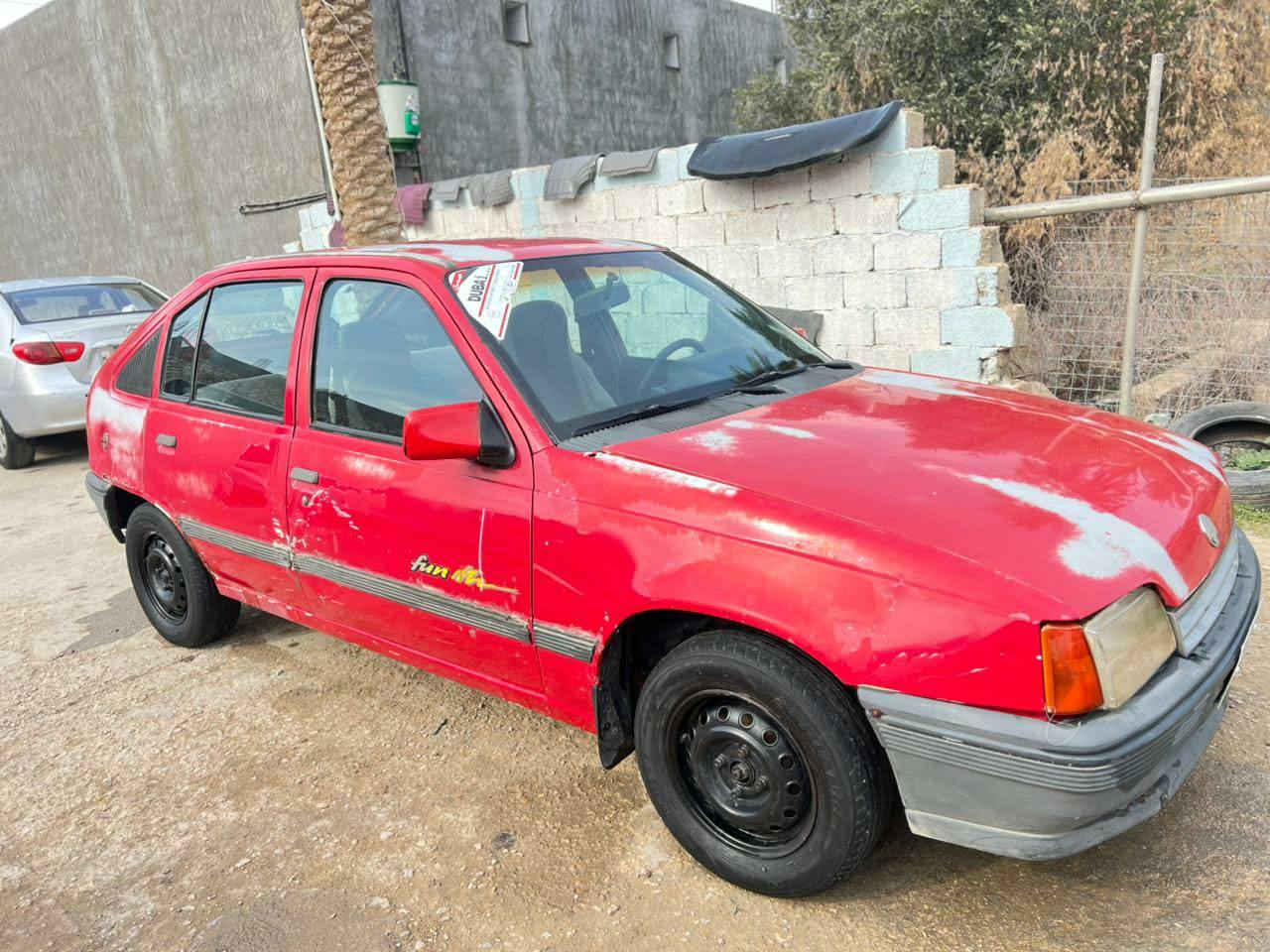 السلام عليكم اوبل كاديت موديل 91كير عادي محرك 1600رقم الانبار مكاني بغداد الدورة السعر 23وبيه مجال بسيطط
***********
