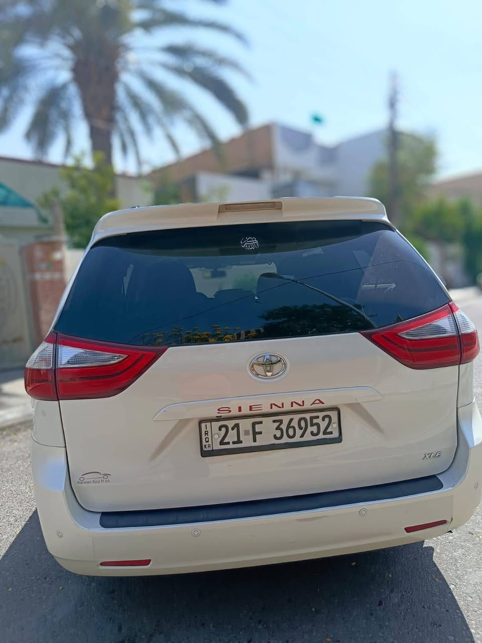 السلام عليكم
سينا 2017 فول مواصفات
بوب بصمه وكهرباء
جنطه كهربائي
سلايت روف
حادثه قطعتي جاملغ امامي يمنه وباب سلايت يمنه صبغ
سياره ماشيه 222  M
تحويل ثاني يوم سنويتهه لل ٢٠٢٩
السعر،، 195$ وبيهه مجال

***********
