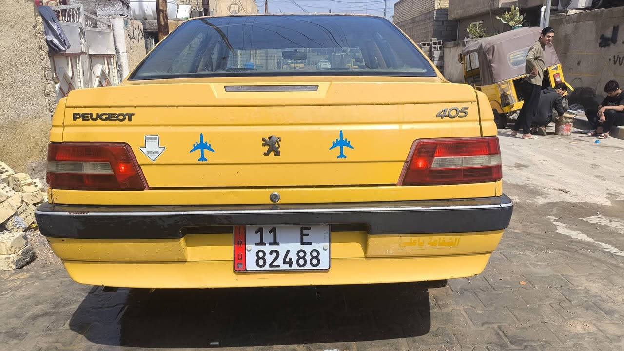 السلام عليكم للبيع بيجو موديل  13 جديده  رقم وسنويه غرامه امصفره  السعر 45 ورقه المكان الزعفرانية الرقم ***********
